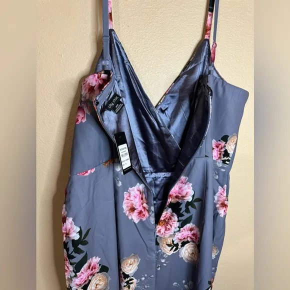52…NWT…City Chic Gorgeous Dress Size M/18