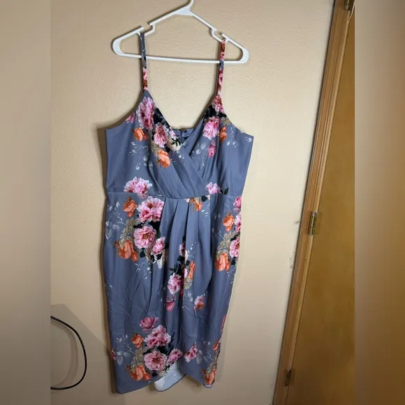 52…NWT…City Chic Gorgeous Dress Size M/18