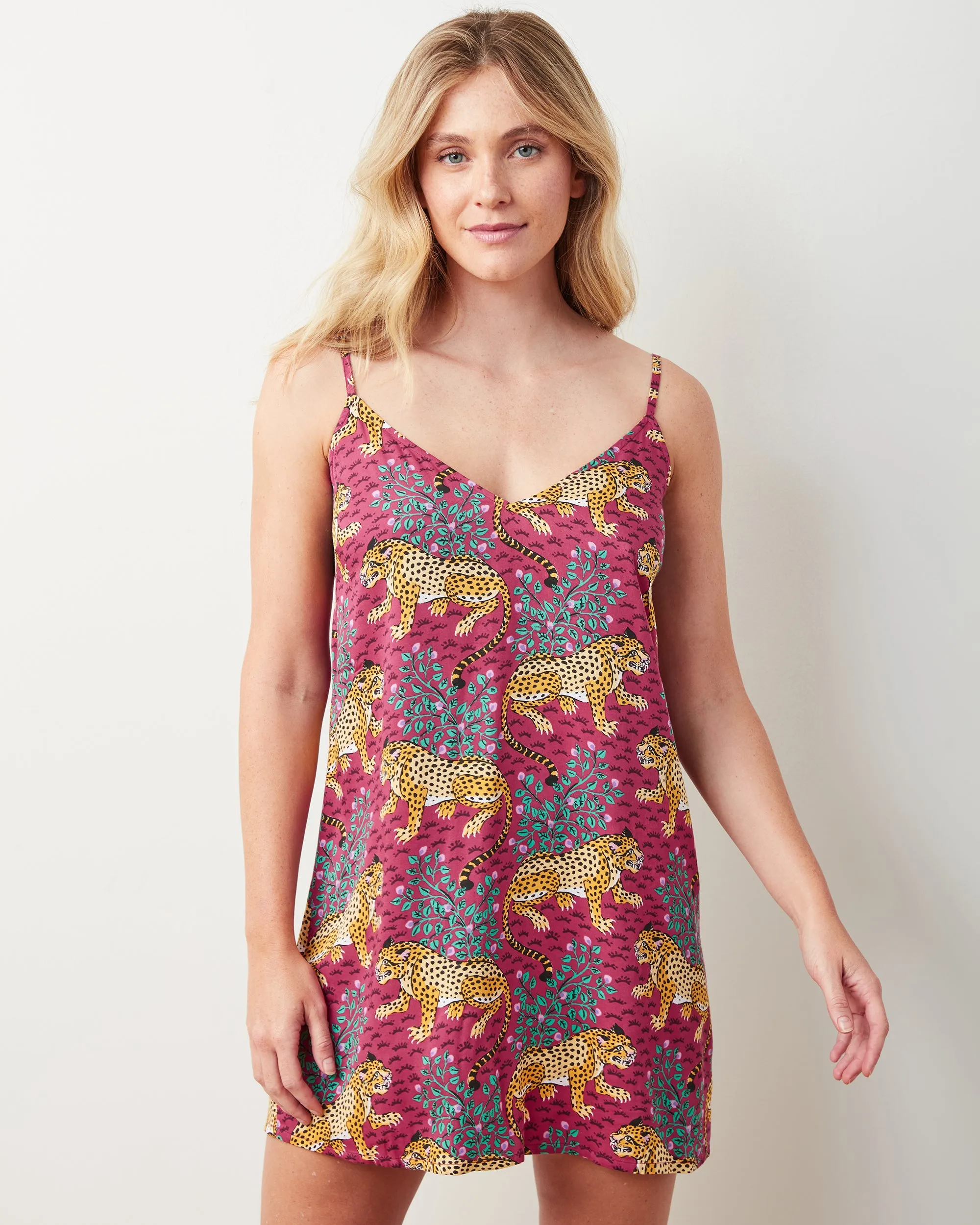 Bagheera - Satin Chic To Sleep Shortie - Wine