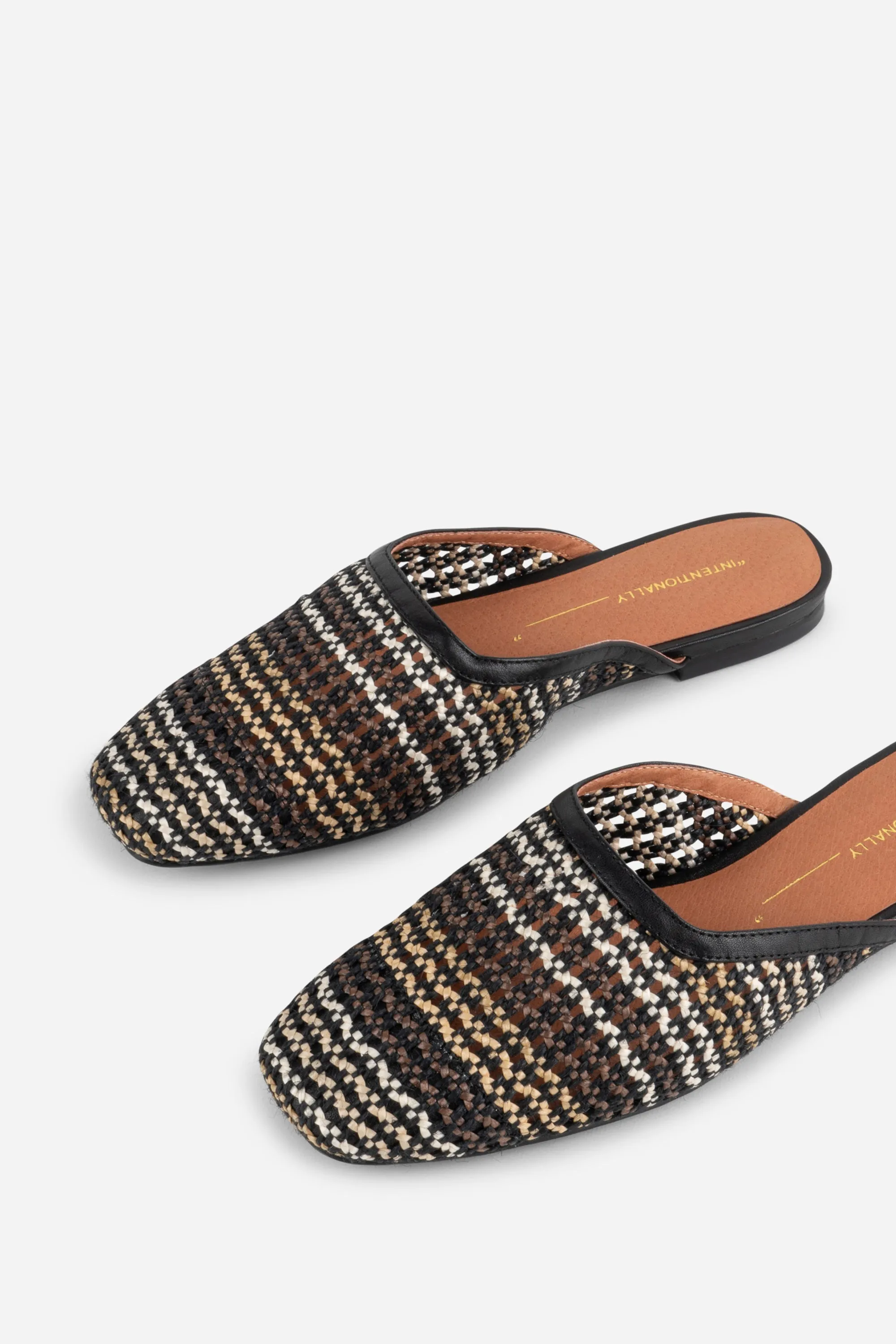 BIANCA HAND WOVEN FLAT MULE