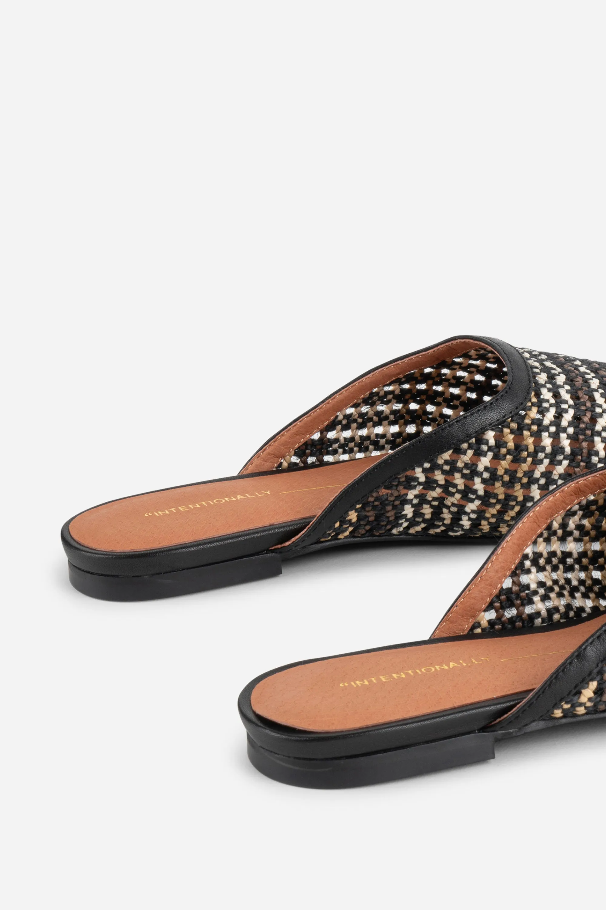 BIANCA HAND WOVEN FLAT MULE