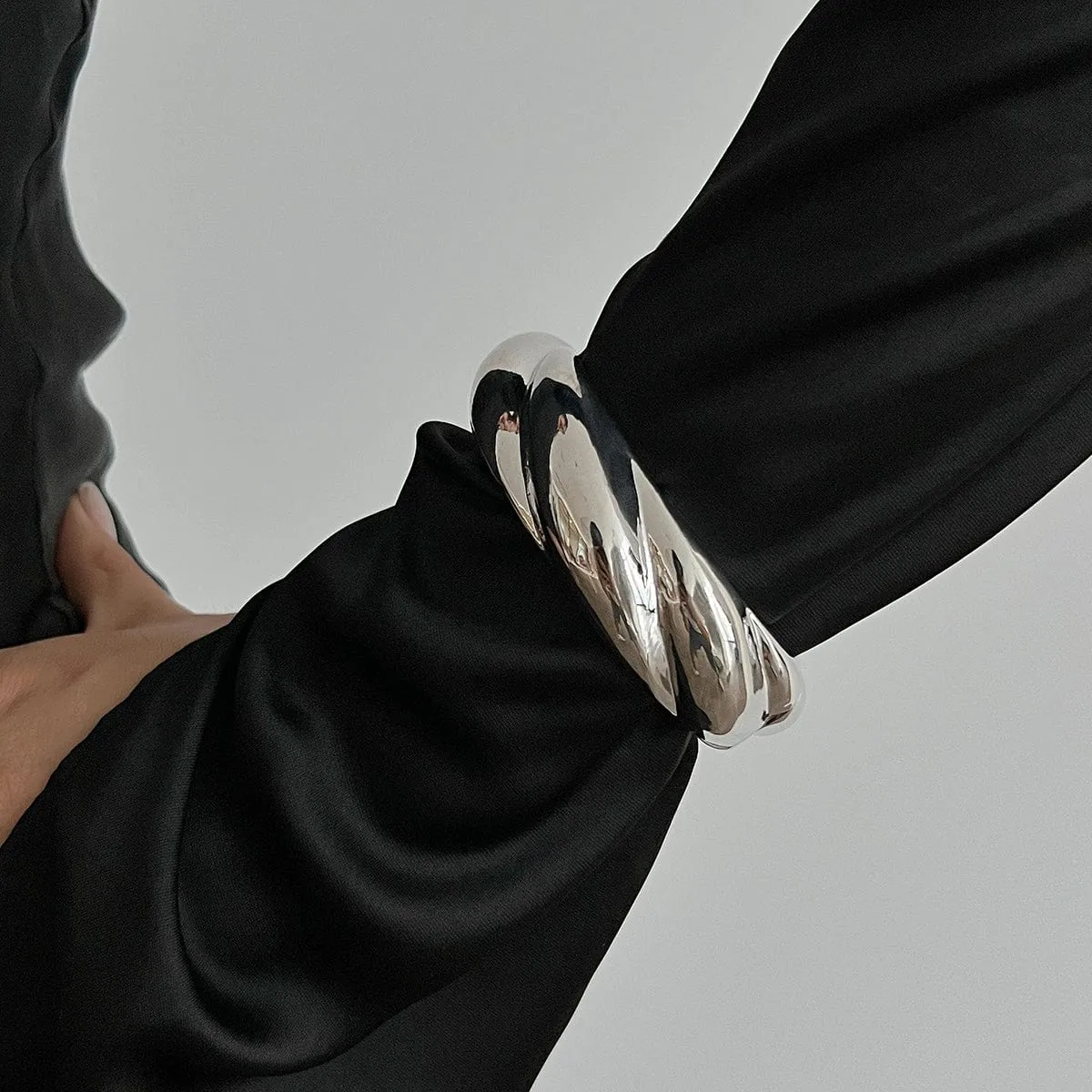 Chic Gold Silver Plated Twisted Bangle Bracelet