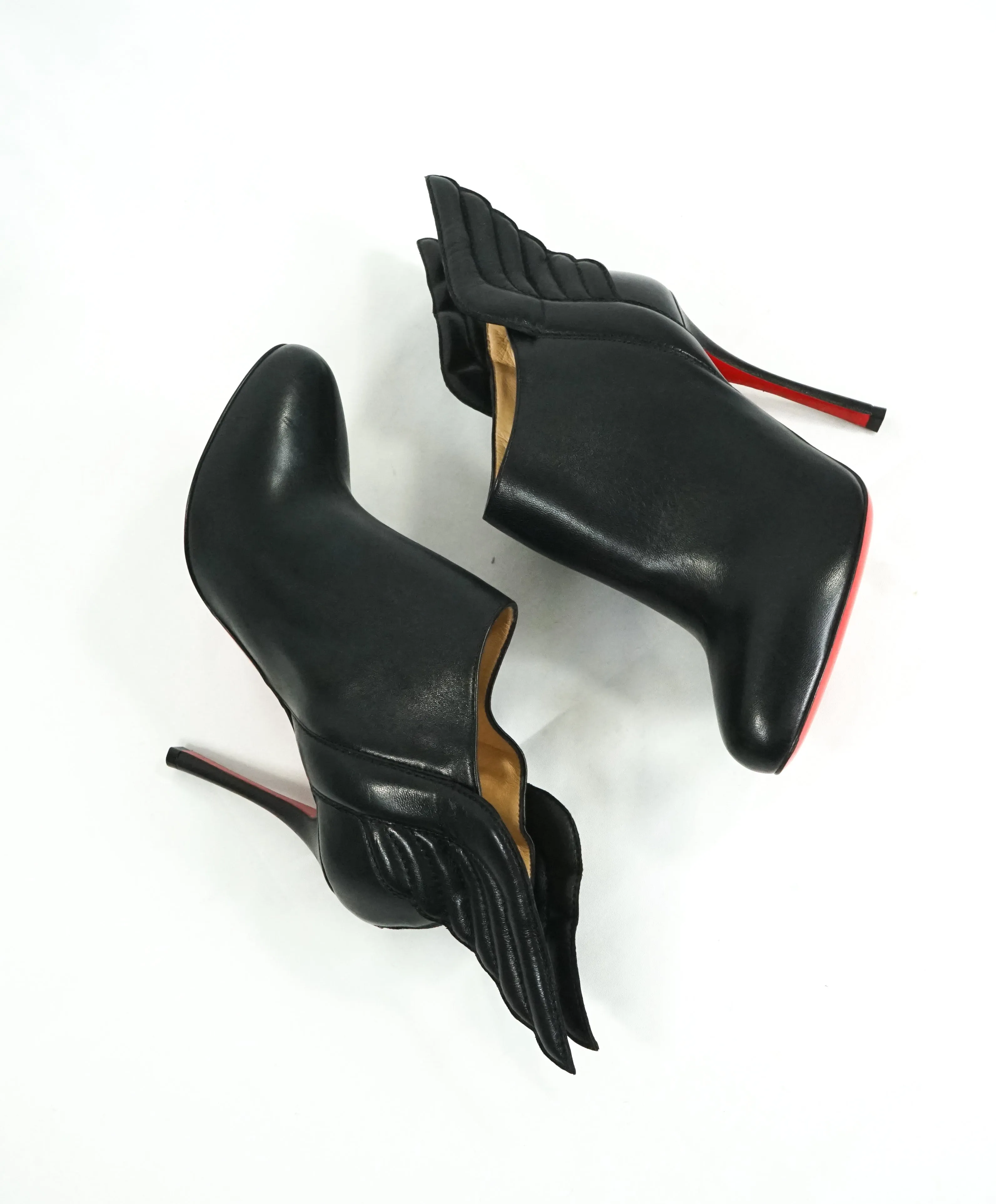 CHRISTIAN LOUBOUTIN - "MERCURA 100mm" Black Leather Wing Bootie pump - 36