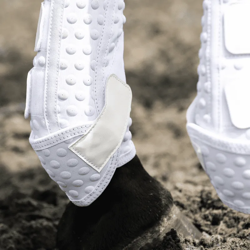 Equilibrium Stretch & Flex New Training Boots White