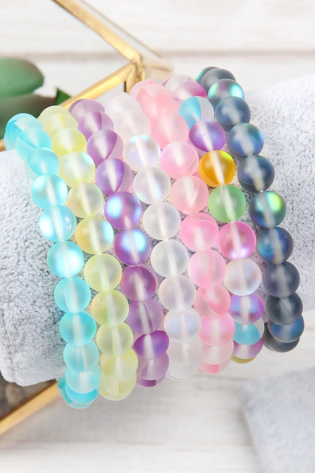 HDB2279 - CHIC COLORED MERMAID GLASS STRETCH BRACELET