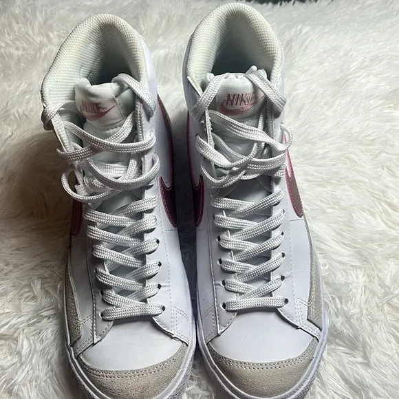 High Top Nike Blazers Boys