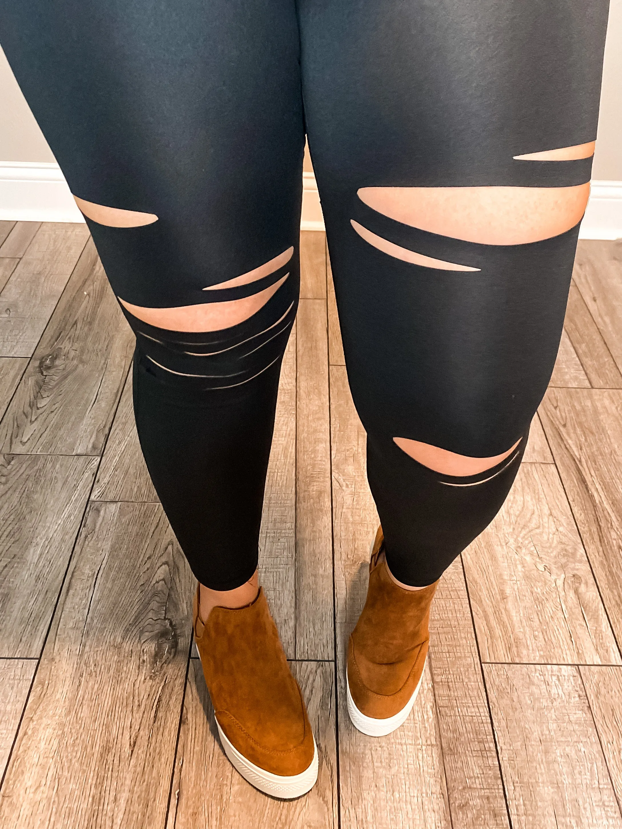 I'm on the Edge Leggings- Black Laser Cut