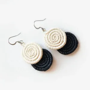 Kinga Woven Earrings {black}