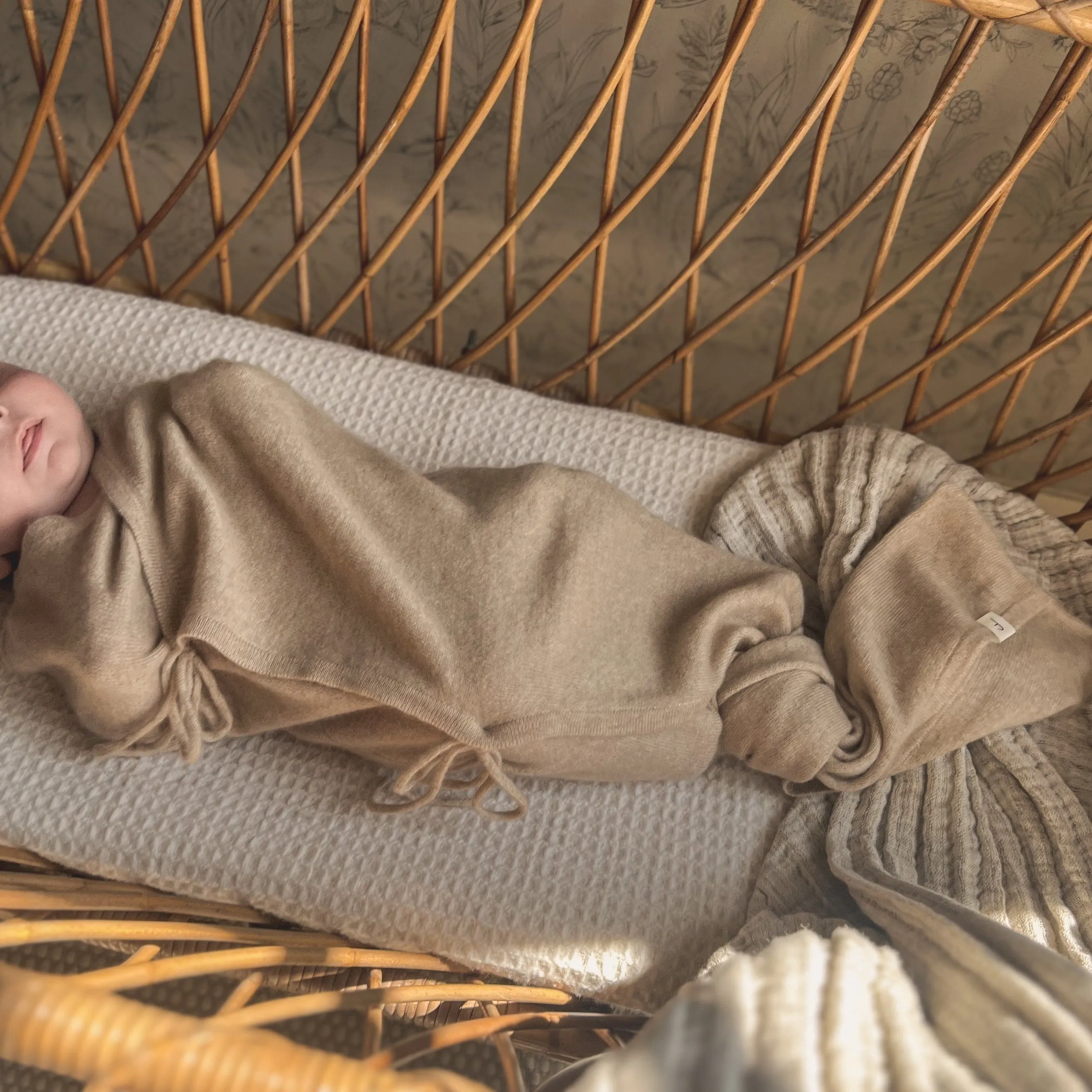 Maxim Premium Cashmere Baby Swaddle (Beige)