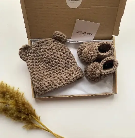 Merino Wool Bear Ears Hand-Crocheted Baby beanie and booties set