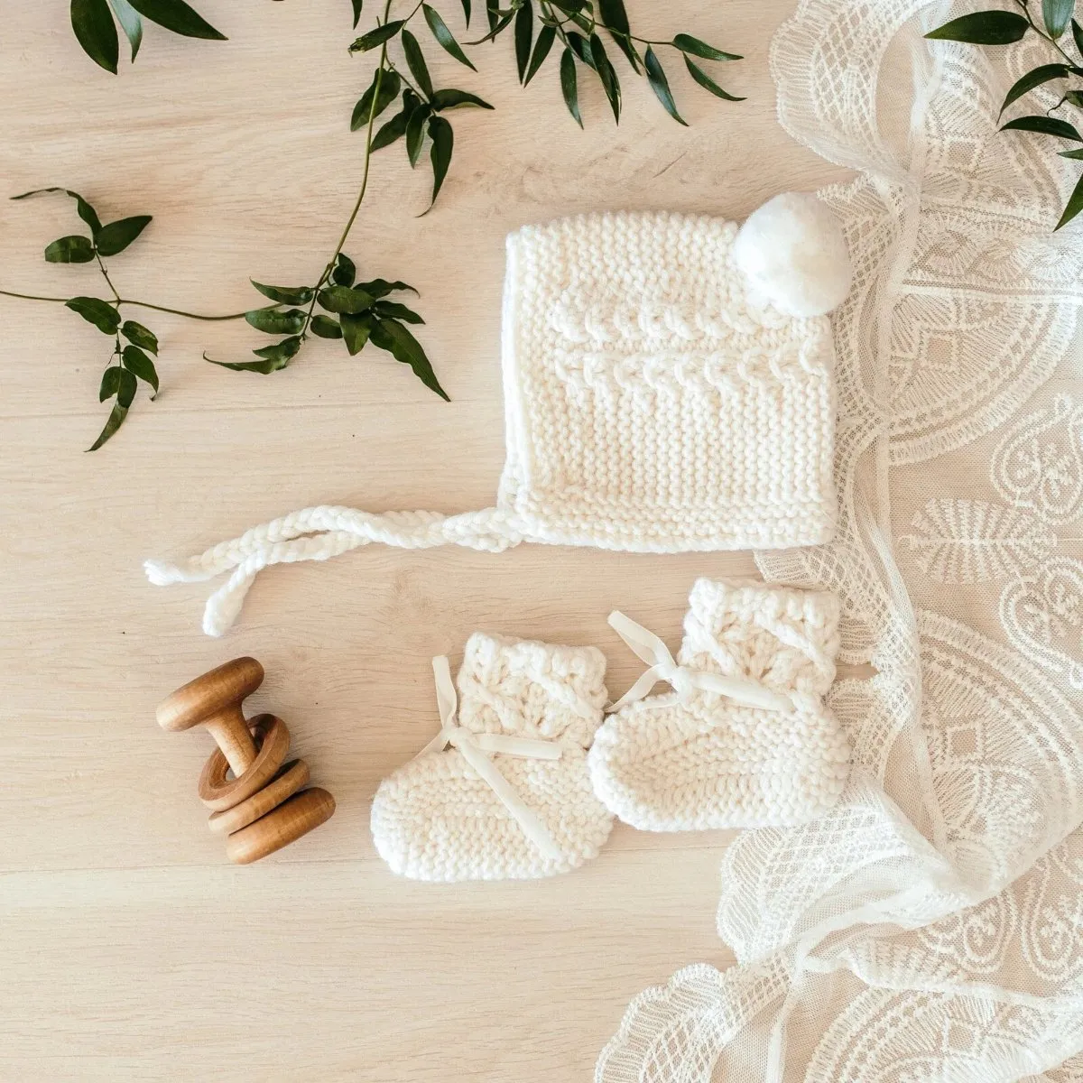 Merino Wool Bonnet & Bootie Set - Ivory