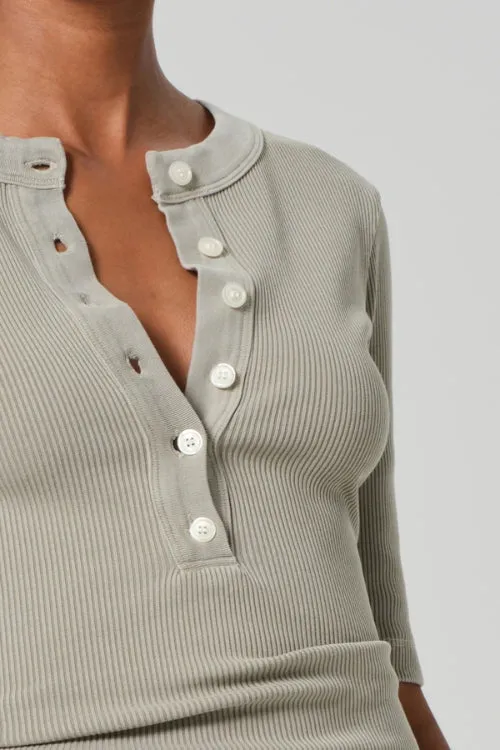 Nali Short Sleeve Henley in Flora