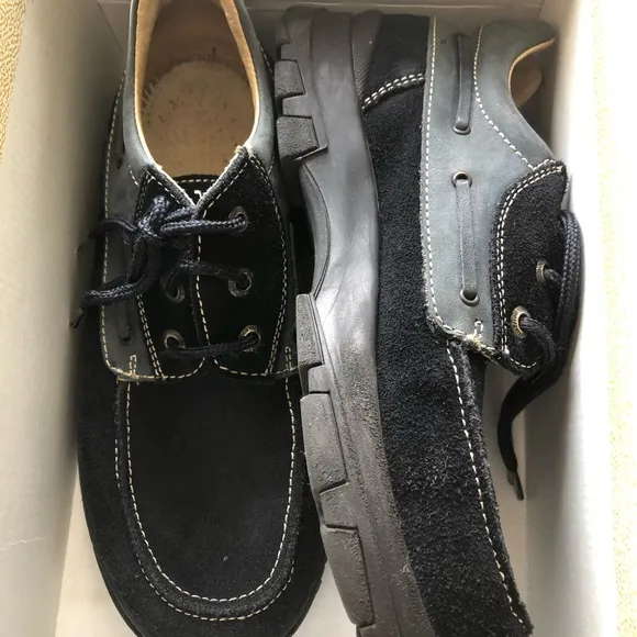 Naturino boys suede shoes Sz 5 NWB