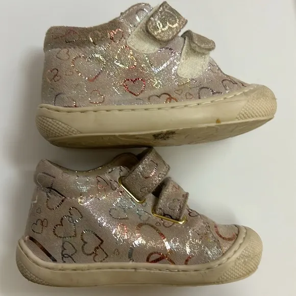 Naturino Falcotto Suede with Rainbow Heart Toddler Girl Sneaker