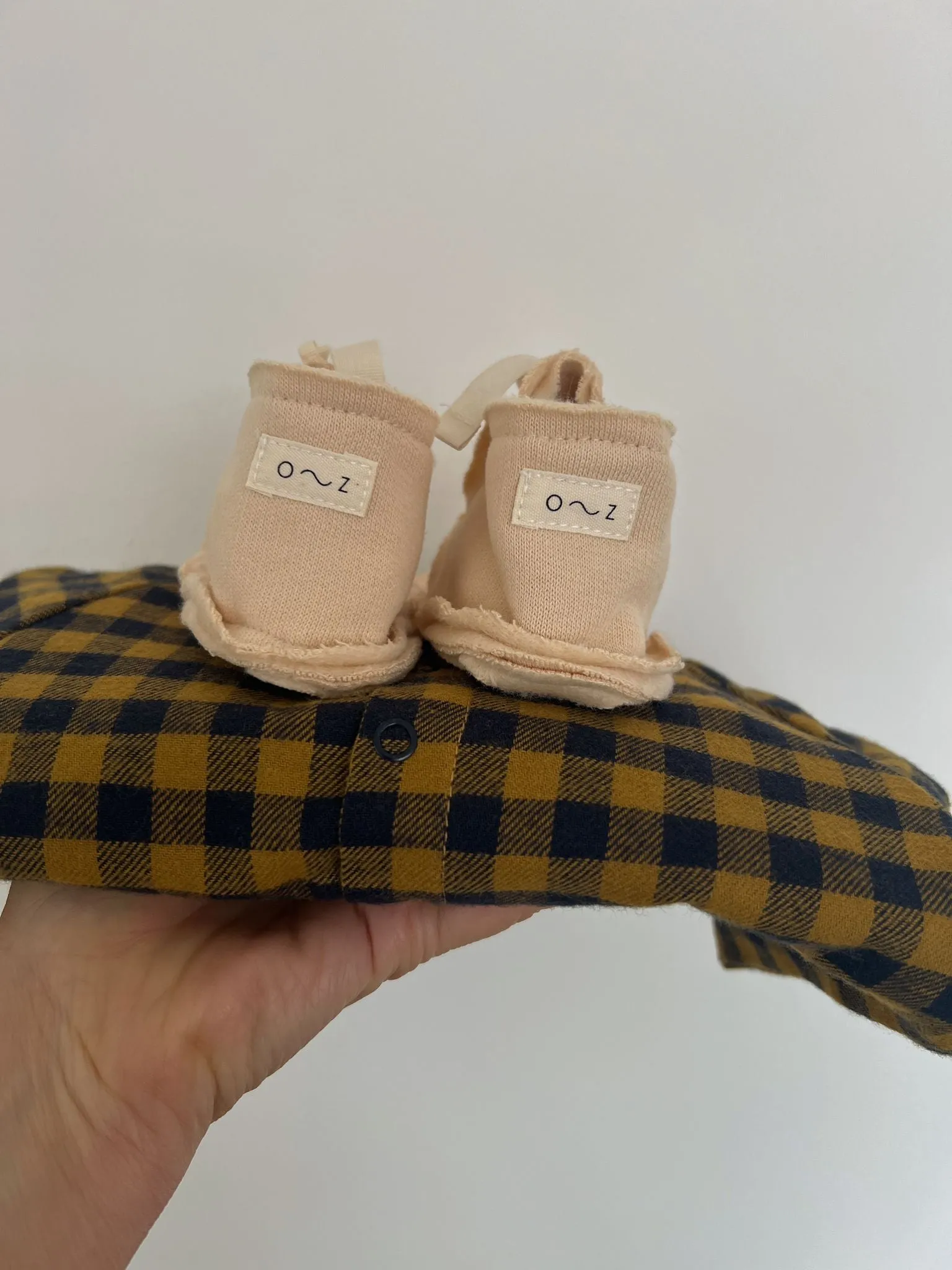 Pebble Booties