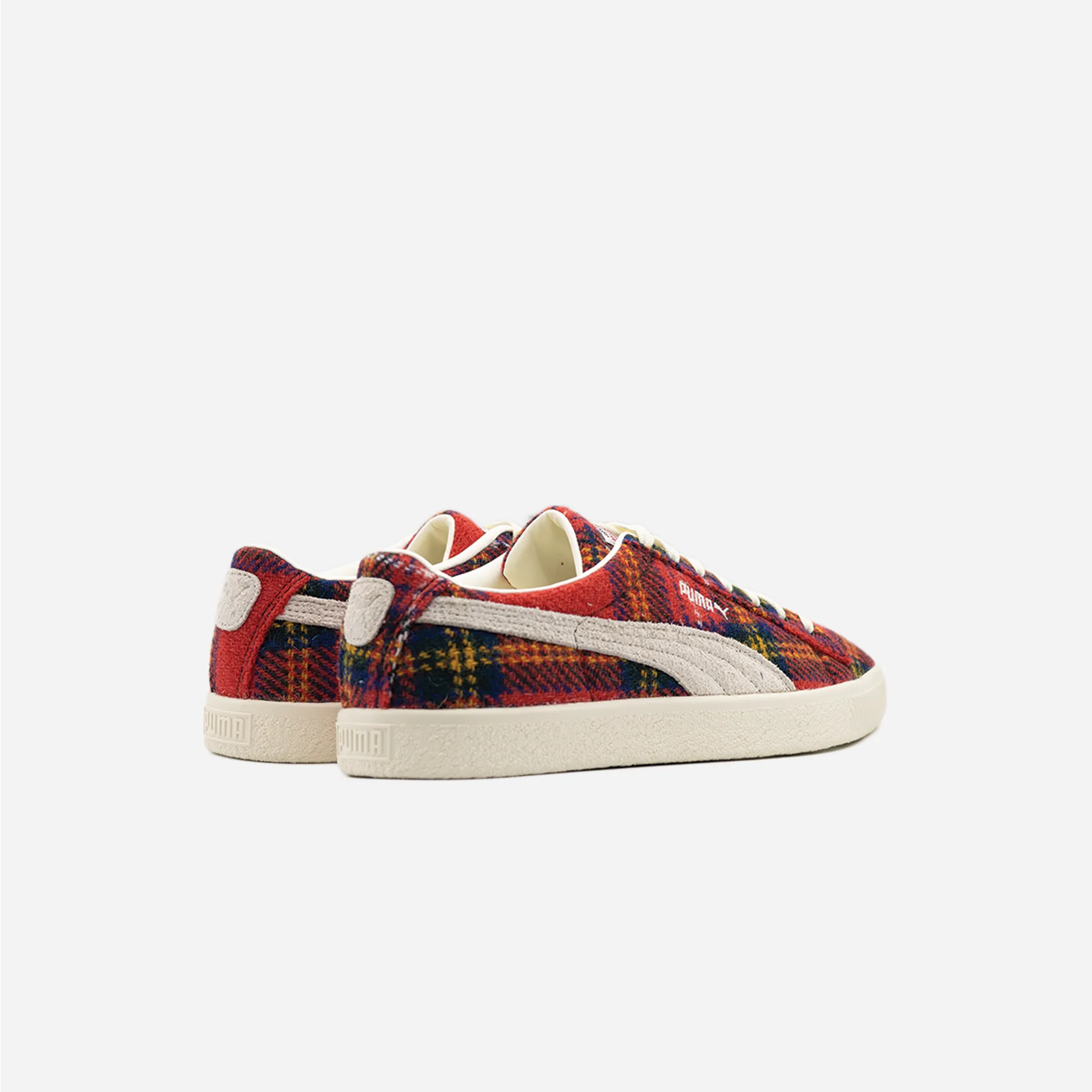 Puma Suede VTG Harris Tweed 393219 01