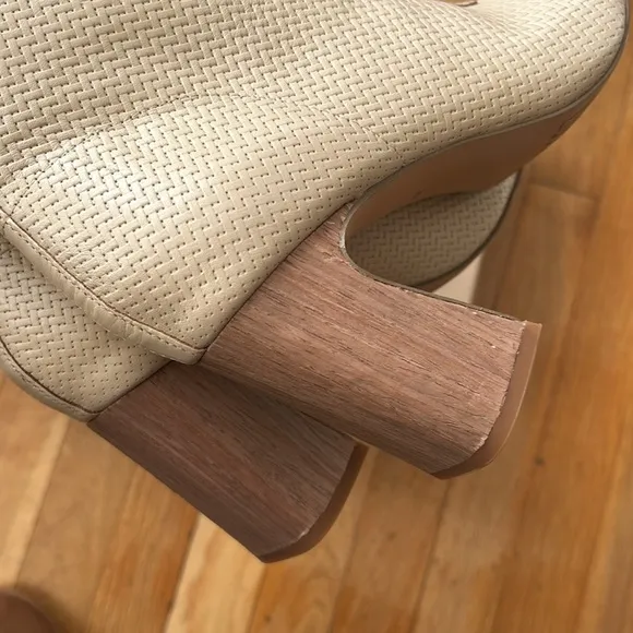 Sanctuary Ready open Toe Heeled Booties oatmeal cream ivory Size 9M leather