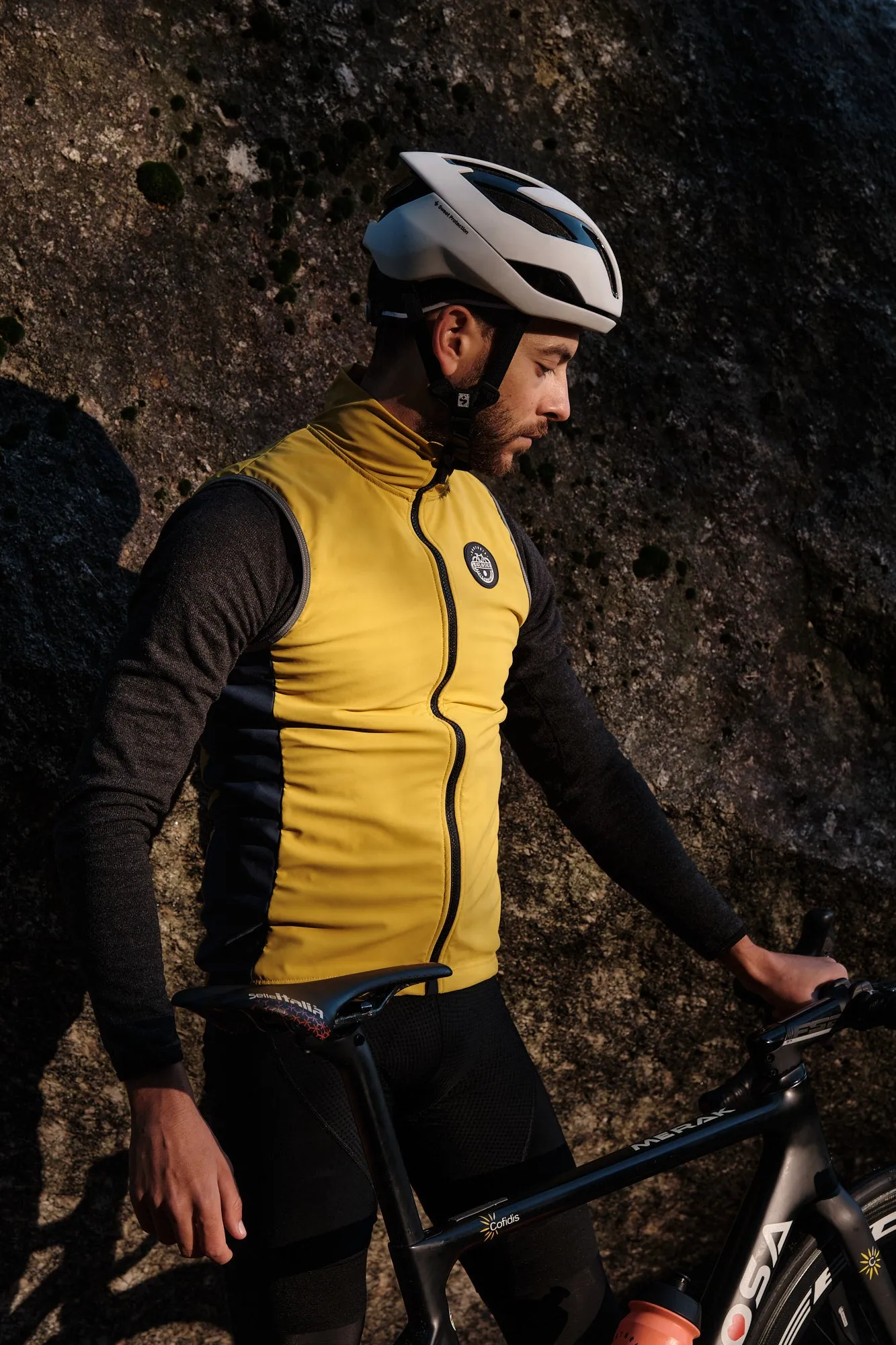 Unisex Warm winter vest with PrimaLoft® - Mustard yellow