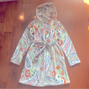 Vera Bradley Hooded Cozy Paisley Robe - Size S/M