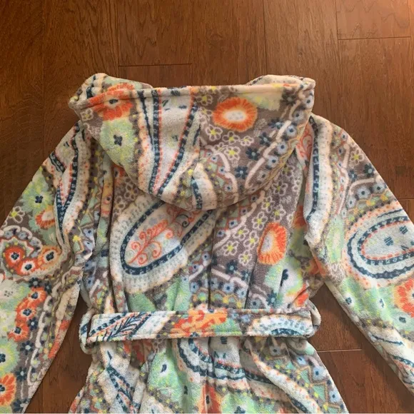 Vera Bradley Hooded Cozy Paisley Robe - Size S/M
