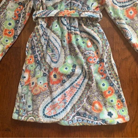 Vera Bradley Hooded Cozy Paisley Robe - Size S/M