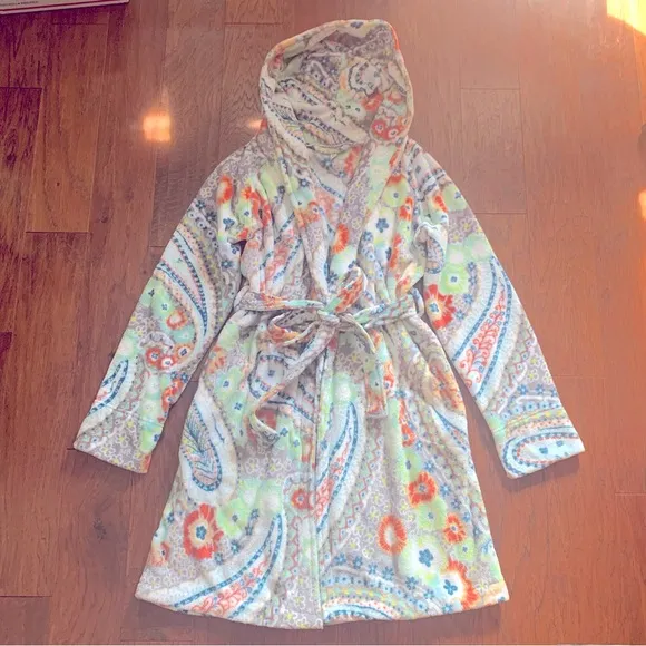 Vera Bradley Hooded Cozy Paisley Robe - Size S/M