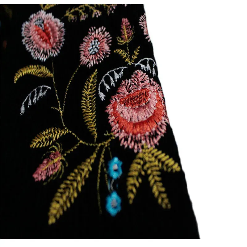 Vintage Pullover Embroidery Flowers Top